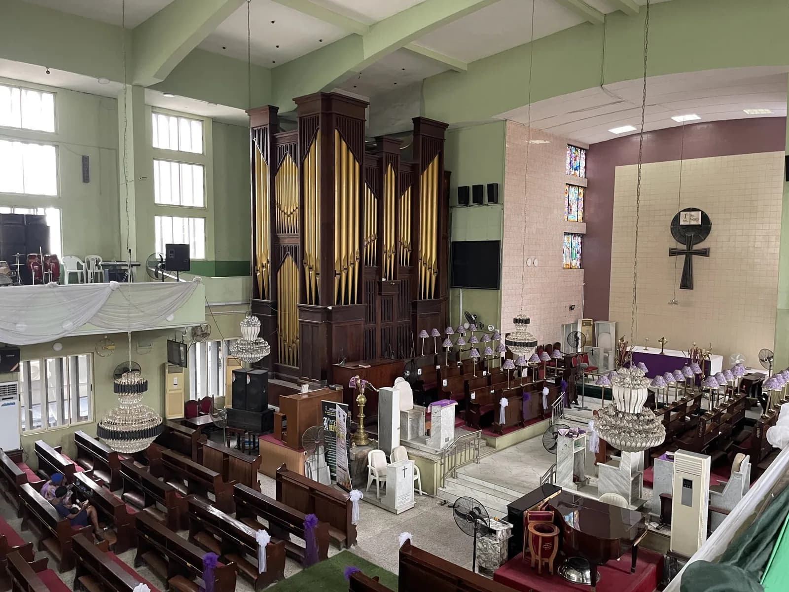 The nave and historic pipe organ of St John's Church